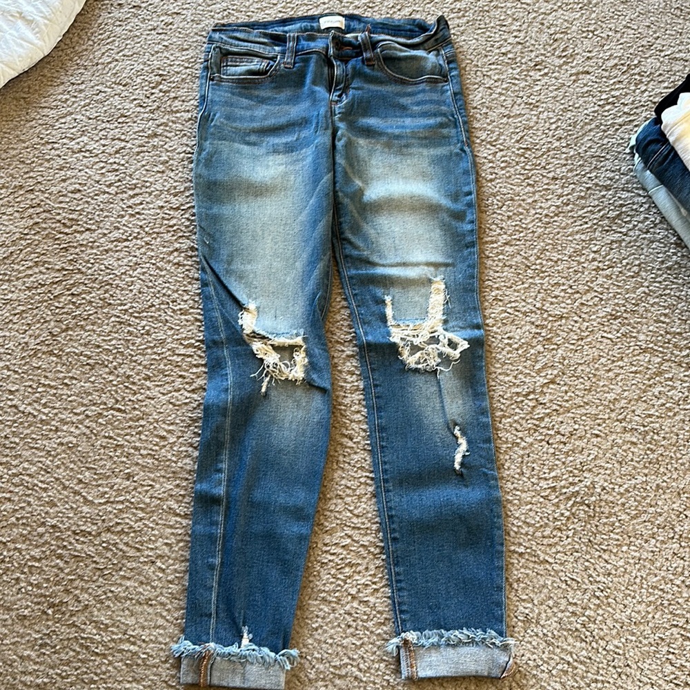 Low rise skinny jeans.